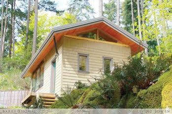 Nectar Yoga B&B On Bowen Island Горсшу-Бей Екстер'єр фото